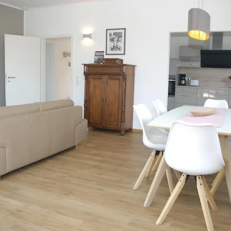 Blick Zum Rennsteig Etterwinden