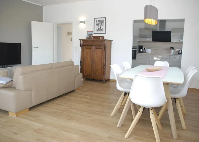 Blick Zum Rennsteig Etterwinden